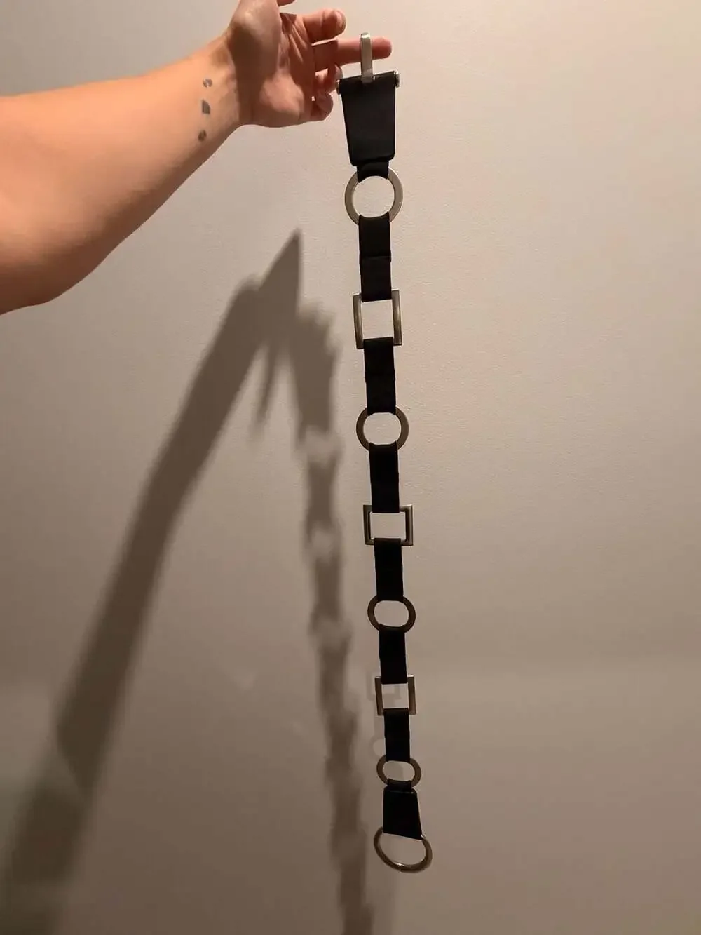 Vintage Suzi Roher Black Leather and Metal Geometric Link Stretch Belt
